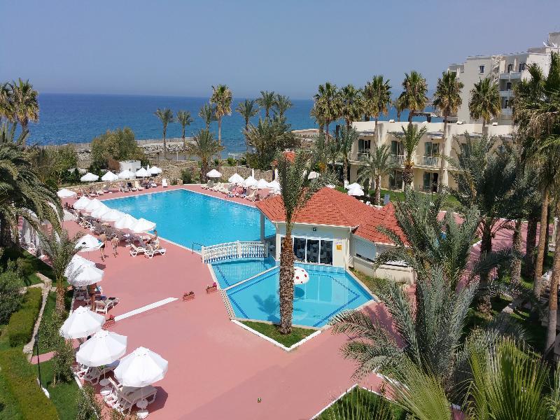 Oscar Resort Hotel Kyrenia  Exterior photo