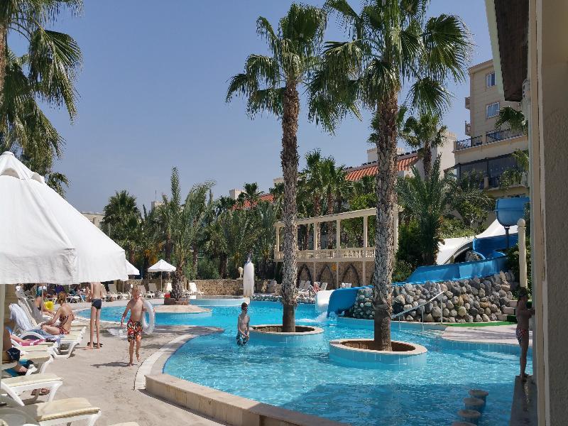 Oscar Resort Hotel Kyrenia  Exterior photo