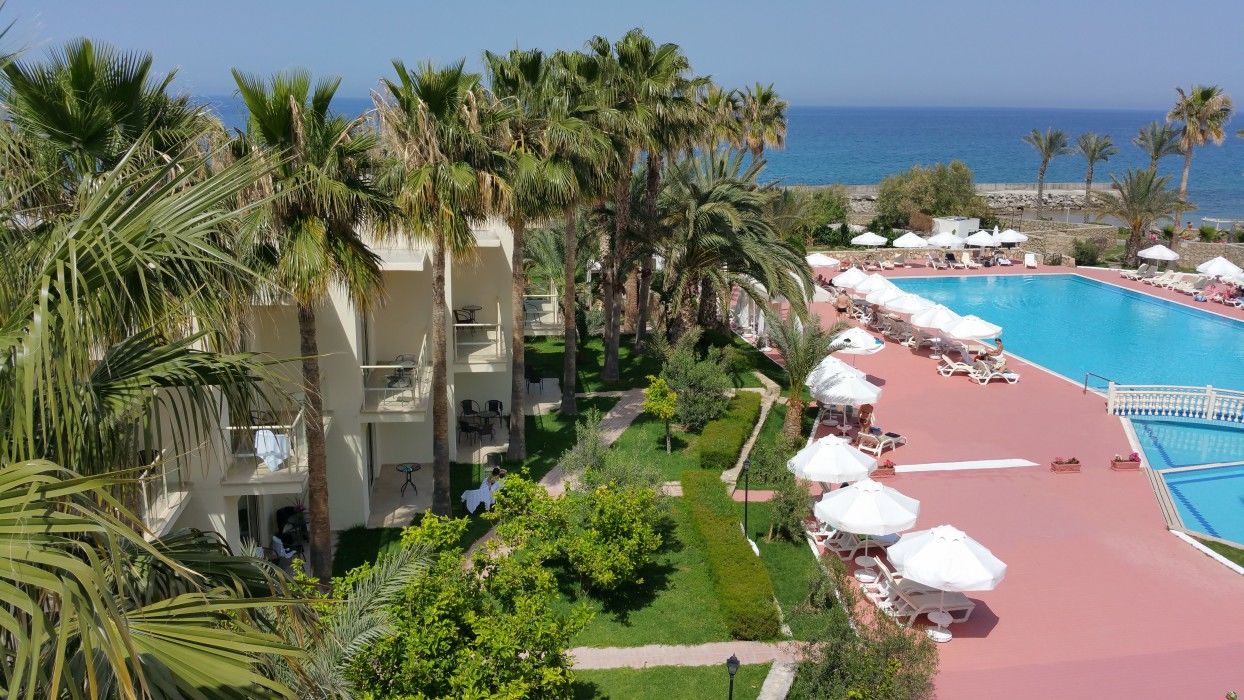 Oscar Resort Hotel Kyrenia  Exterior photo